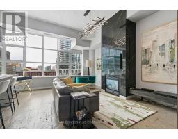 647 - 155 DALHOUSIE STREET, Toronto, Ontario