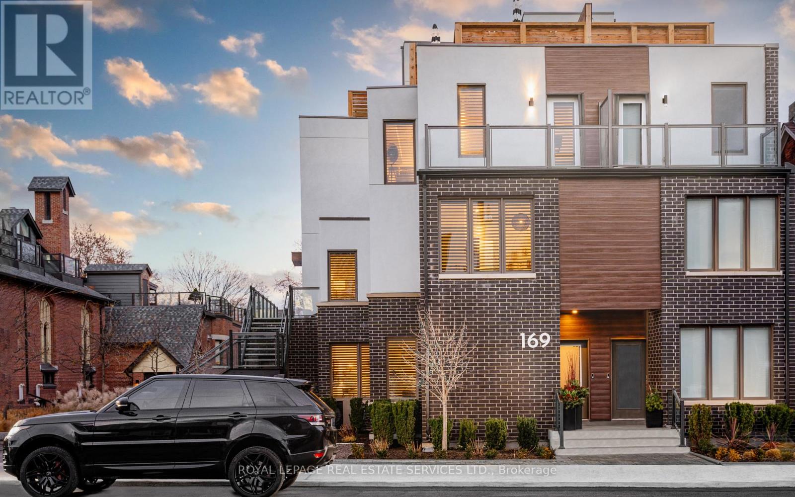 2 - 169 JONES AVENUE, Toronto, Ontario