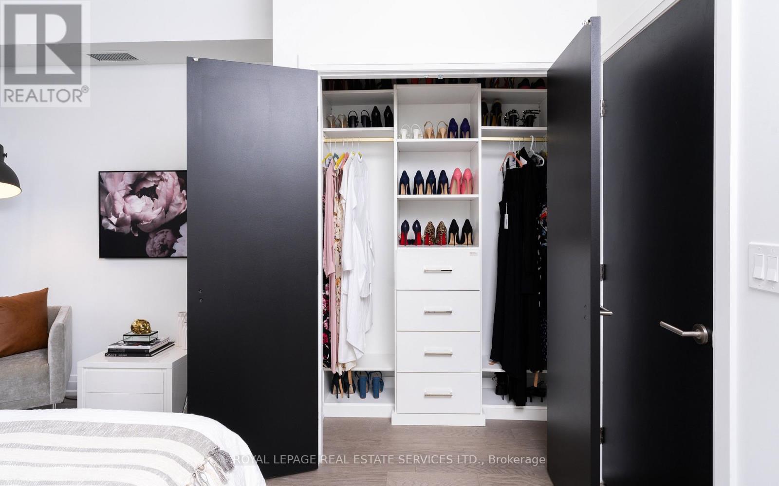 2 - 169 Jones Avenue, Toronto, Ontario  M4M 3A2 - Photo 21 - E13698916