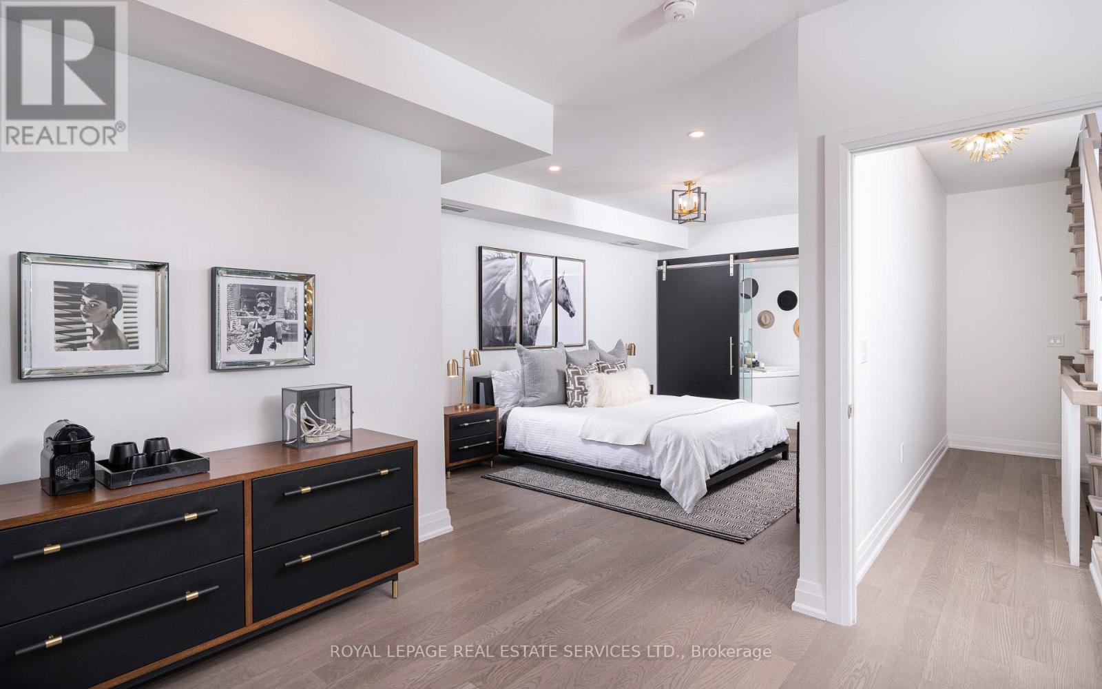 2 - 169 Jones Avenue, Toronto, Ontario  M4M 3A2 - Photo 23 - E13698916