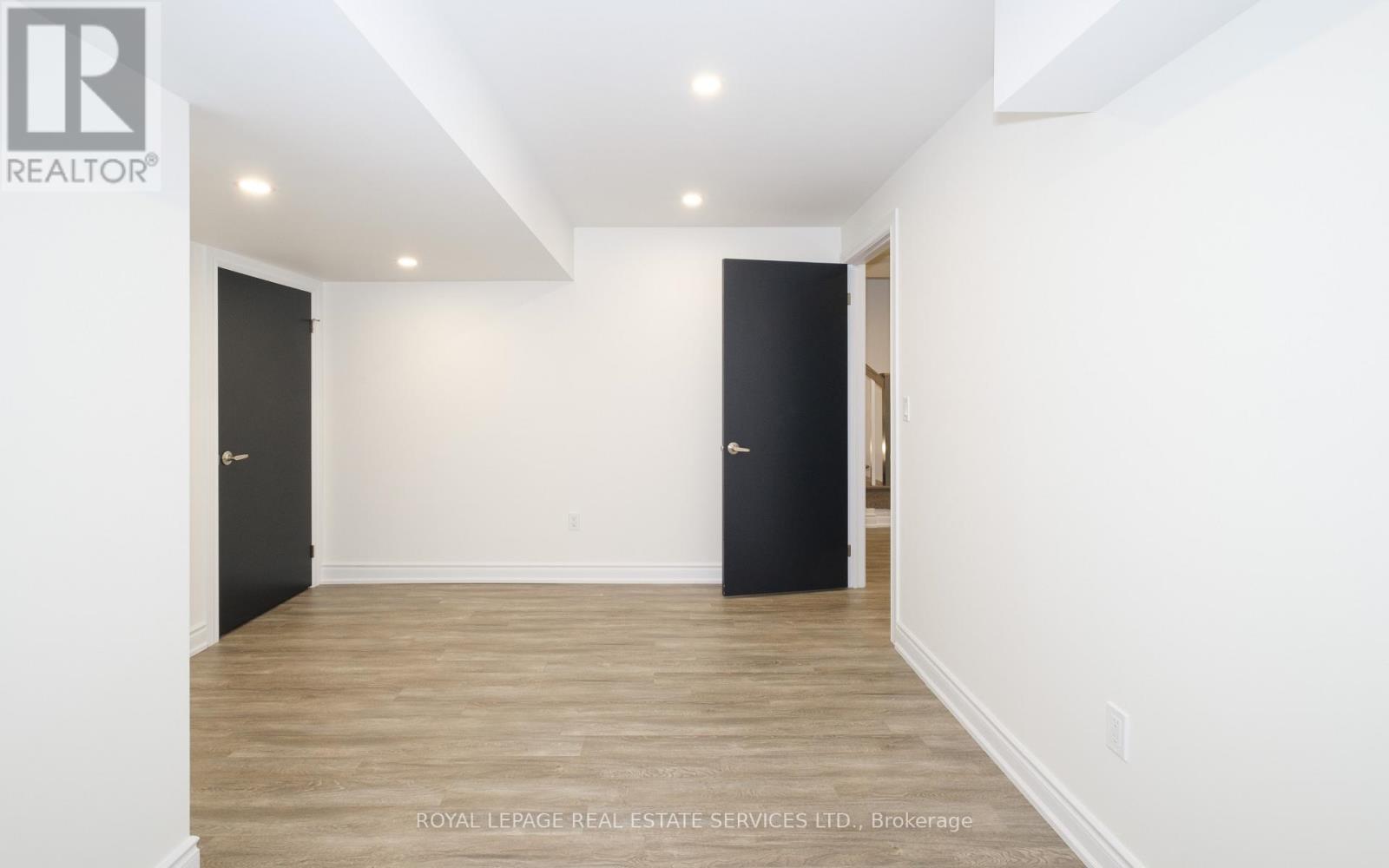 2 - 169 Jones Avenue, Toronto, Ontario  M4M 3A2 - Photo 36 - E13698916