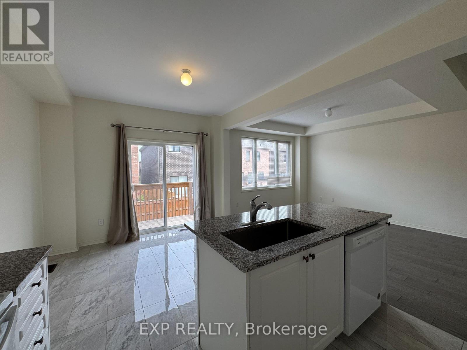 78 Ness Drive, Richmond Hill, Ontario  L4S 1N1 - Photo 4 - N13698884