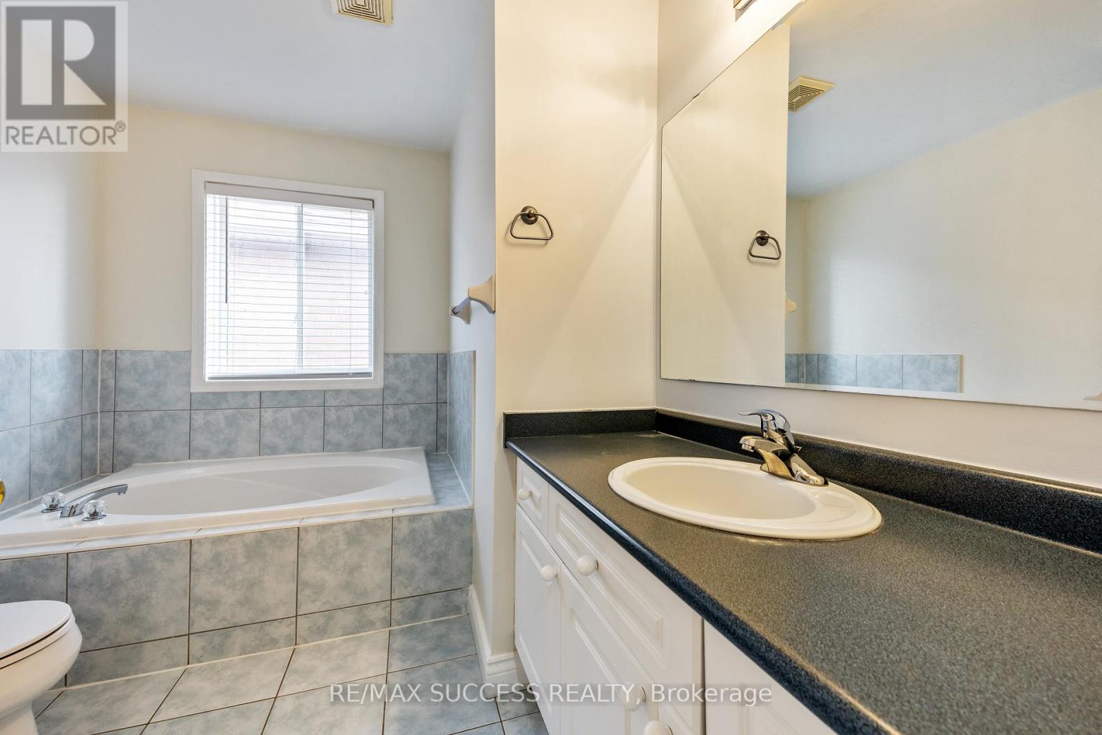 3752 Milkwood Crescent, Mississauga, Ontario  L5N 8H3 - Photo 24 - W13698900