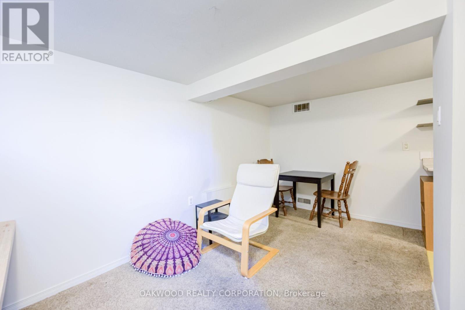 2449 St Clair Avenue W, Toronto, Ontario  M6N 1K9 - Photo 14 - W13698960