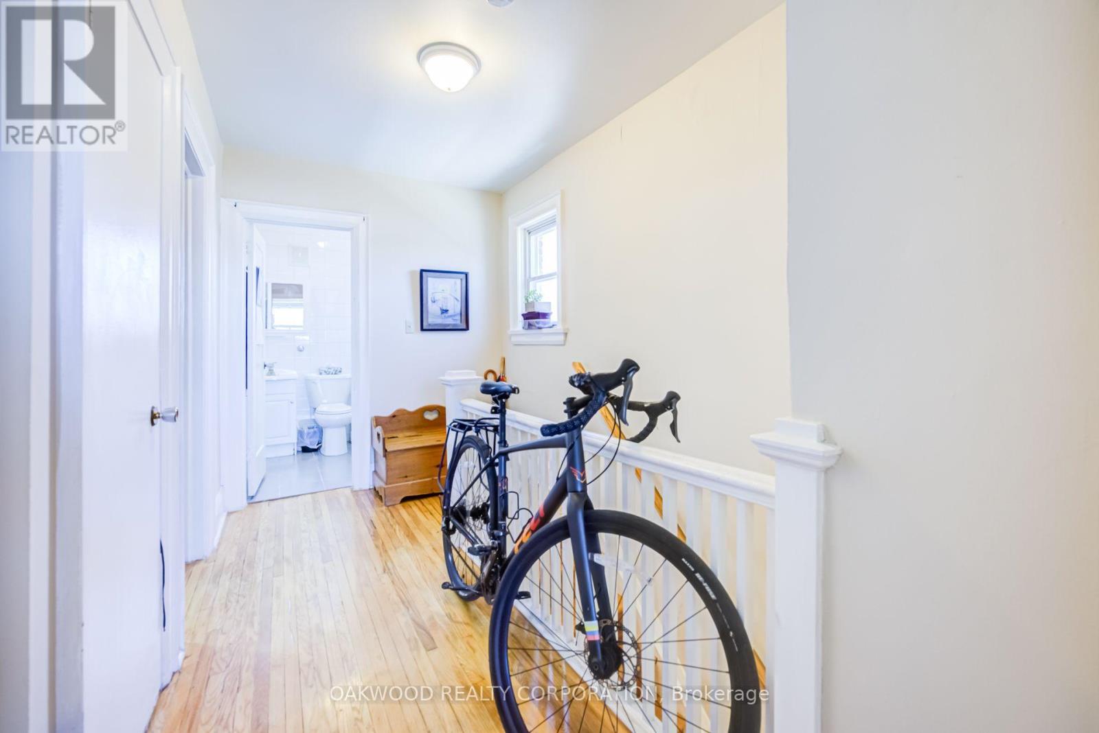 2449 St Clair Avenue W, Toronto, Ontario  M6N 1K9 - Photo 21 - W13698960