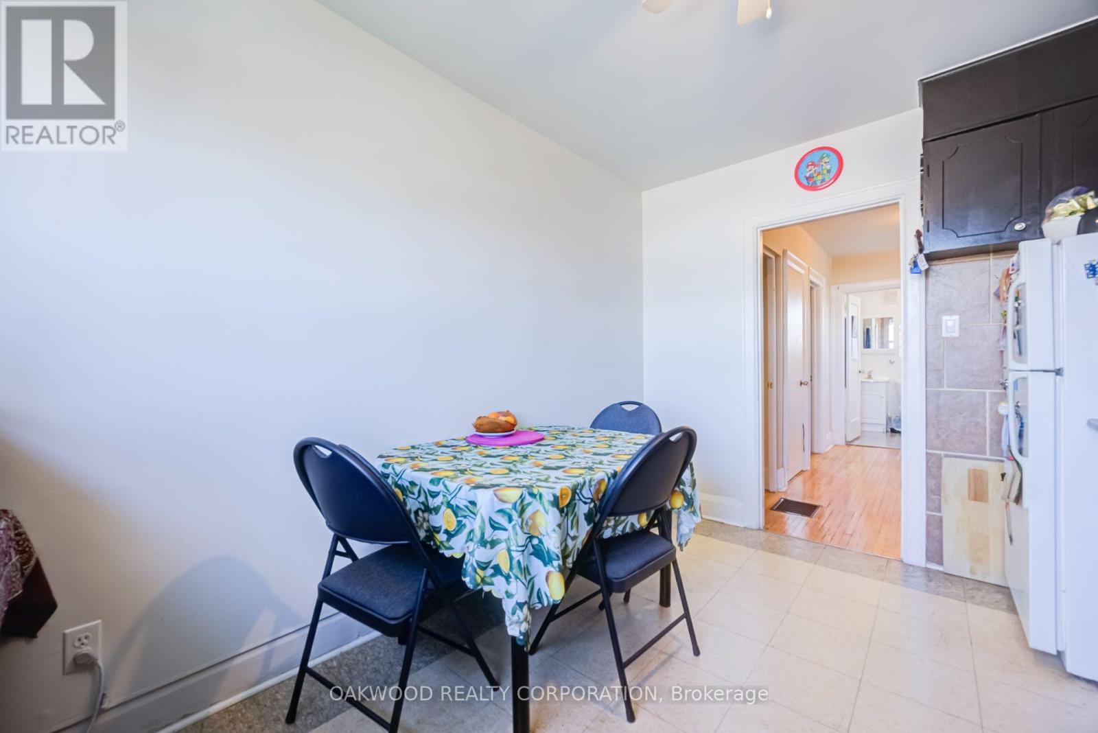 2449 St Clair Avenue W, Toronto, Ontario  M6N 1K9 - Photo 26 - W13698960