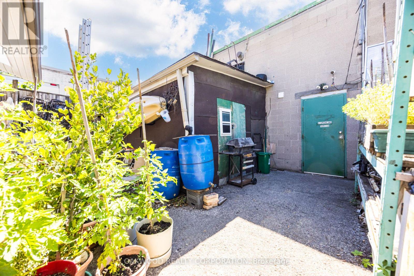 2449 St Clair Avenue W, Toronto, Ontario  M6N 1K9 - Photo 38 - W13698960