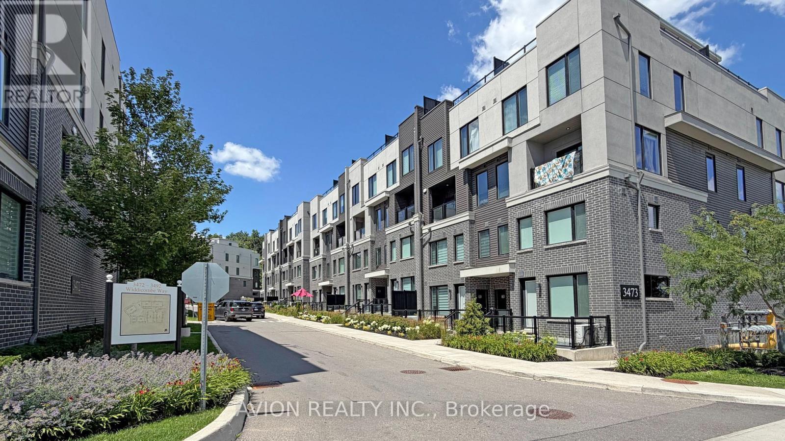 8 - 3473 WIDDICOMBE WAY, Mississauga, Ontario