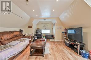 139 Balsam Avenue S, Hamilton, Ontario  L8M 3B6 - Photo 15 - X13698954
