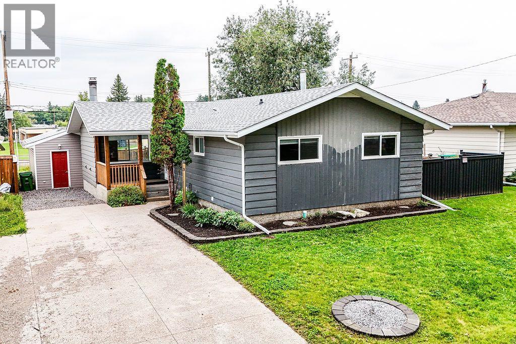 3 Montcalm Avenue, camrose, Alberta