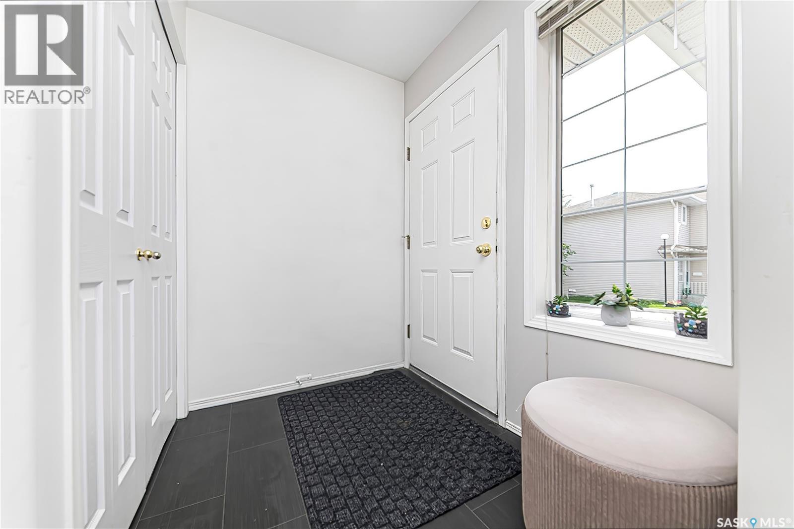 114 212 La Ronge Road, Saskatoon, Saskatchewan  S7K 8E5 - Photo 4 - SK046250