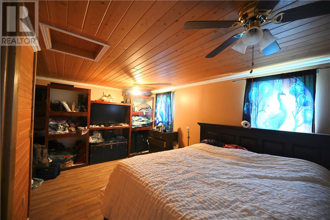 65 Mcdermid, Providence Bay, Ontario  P0P 1T0 - Photo 12 - 2129939