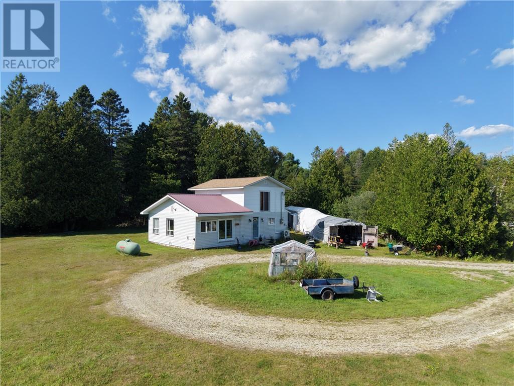 65 Mcdermid, Providence Bay, Ontario  P0P 1T0 - Photo 2 - 2129939
