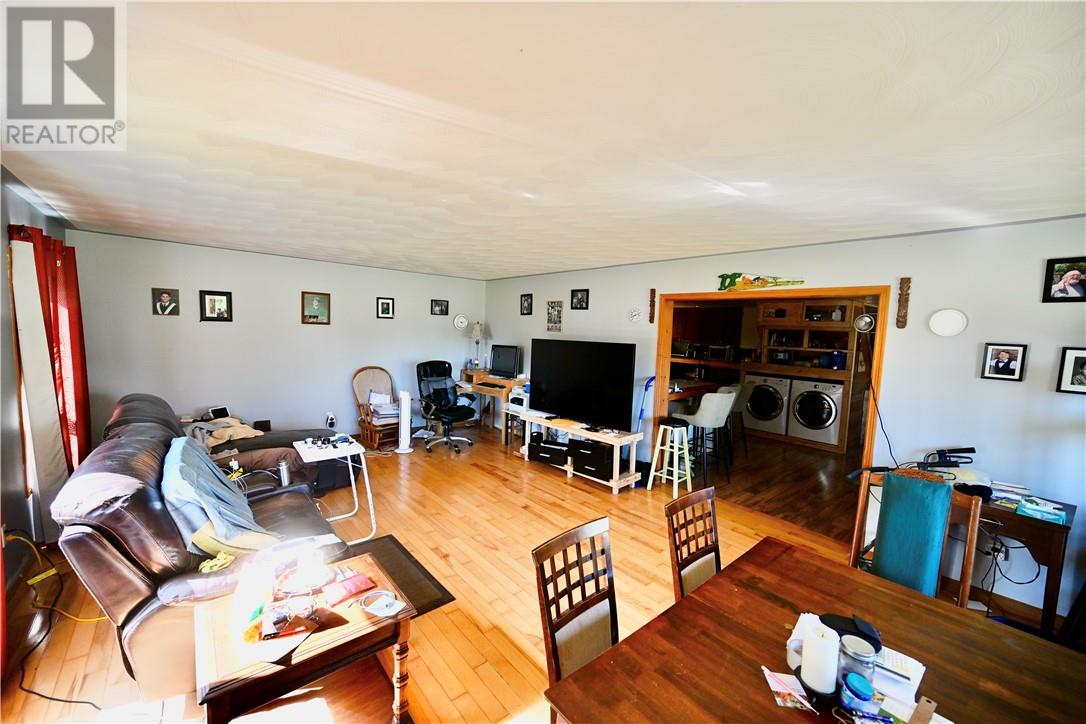 65 Mcdermid, Providence Bay, Ontario  P0P 1T0 - Photo 8 - 2129939