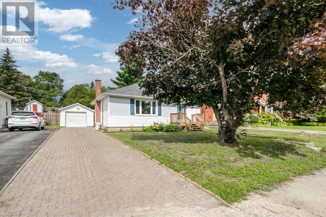313 Read Street, Espanola, Ontario  P5E 1E2 - Photo 2 - 2129911
