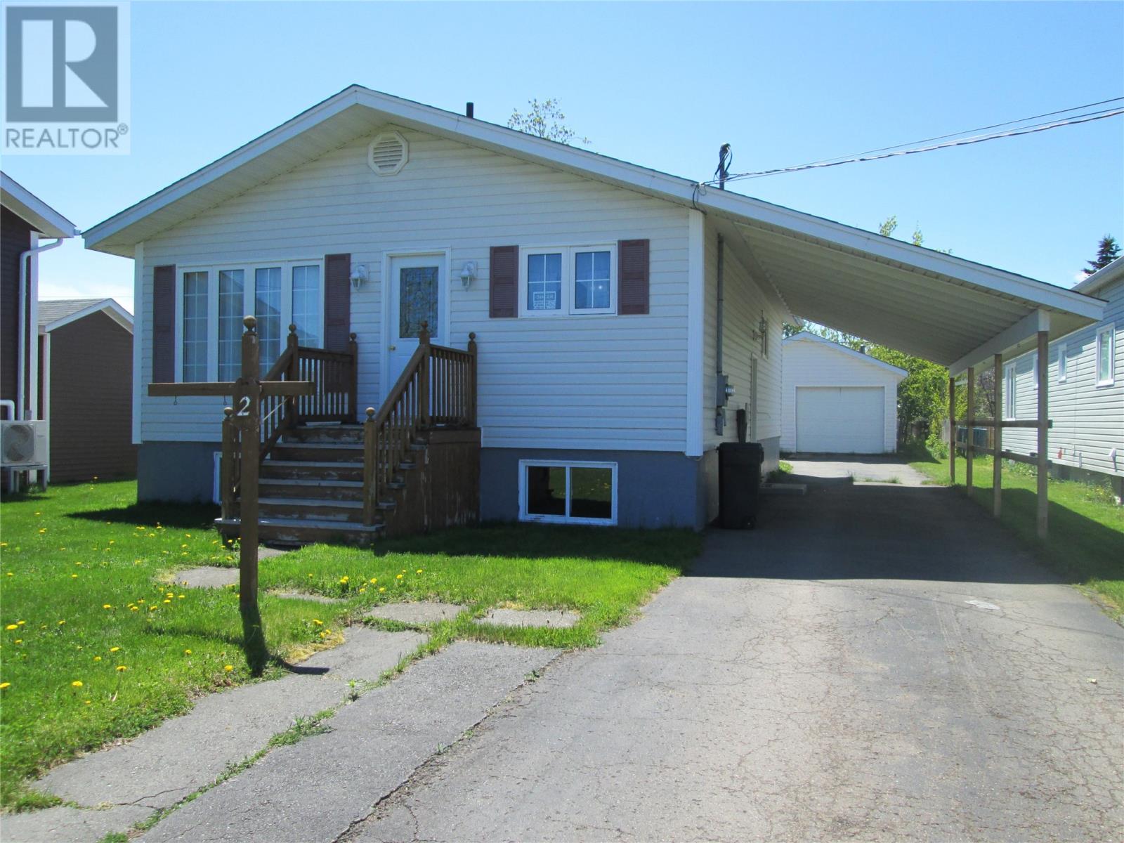 2 Rewa Avenue, Bishop's Falls