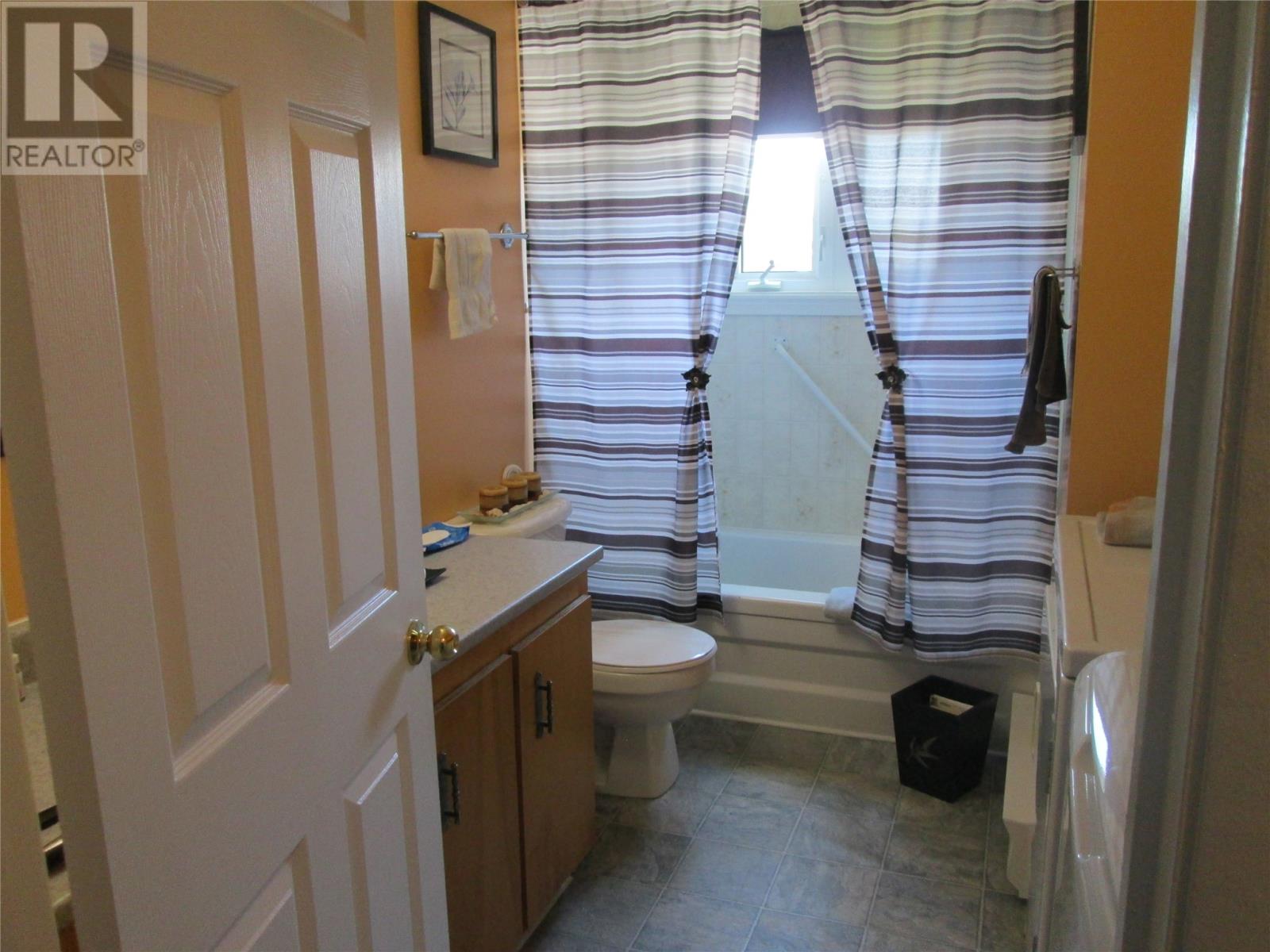 2 Rewa Avenue, Bishop's Falls — photo 17