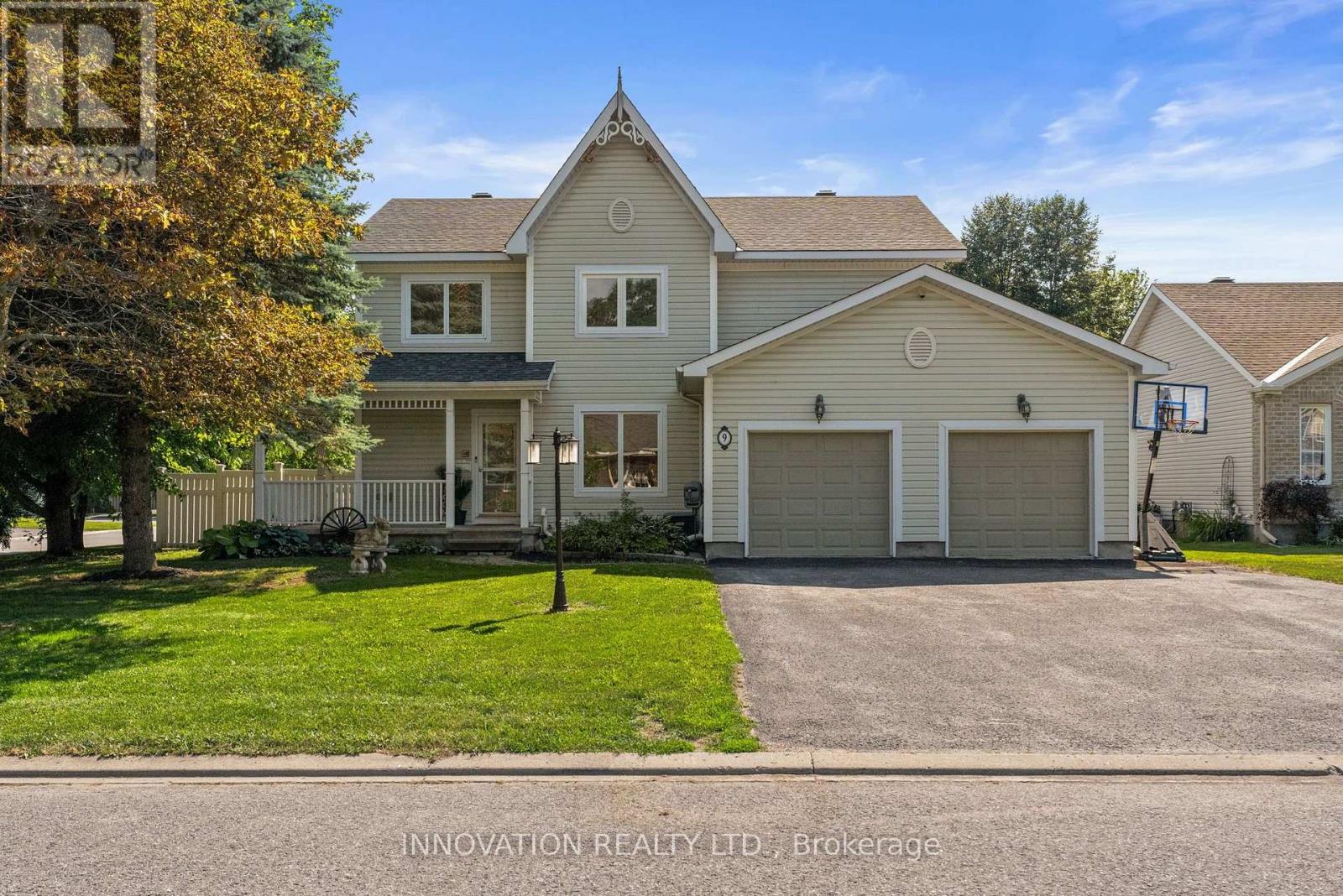 9 MARY HILL CRESCENT, Ottawa, Ontario