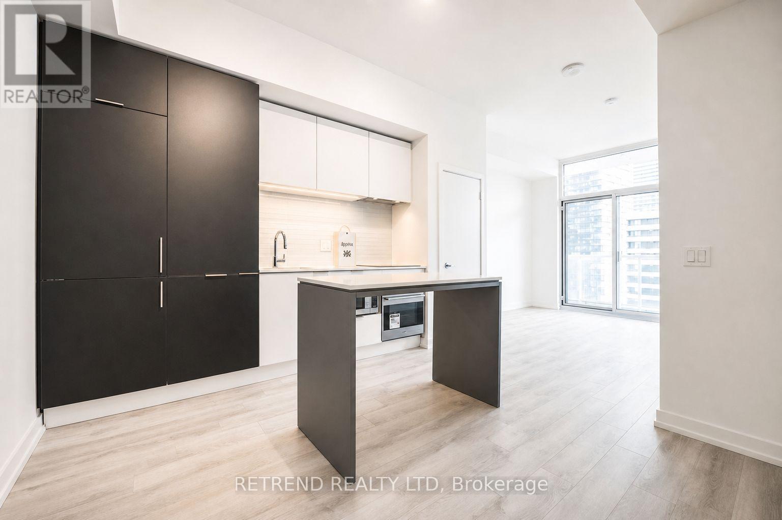 2309 - 33 Helendale Avenue, Toronto, Ontario  M4R 0A4 - Photo 2 - C13698992