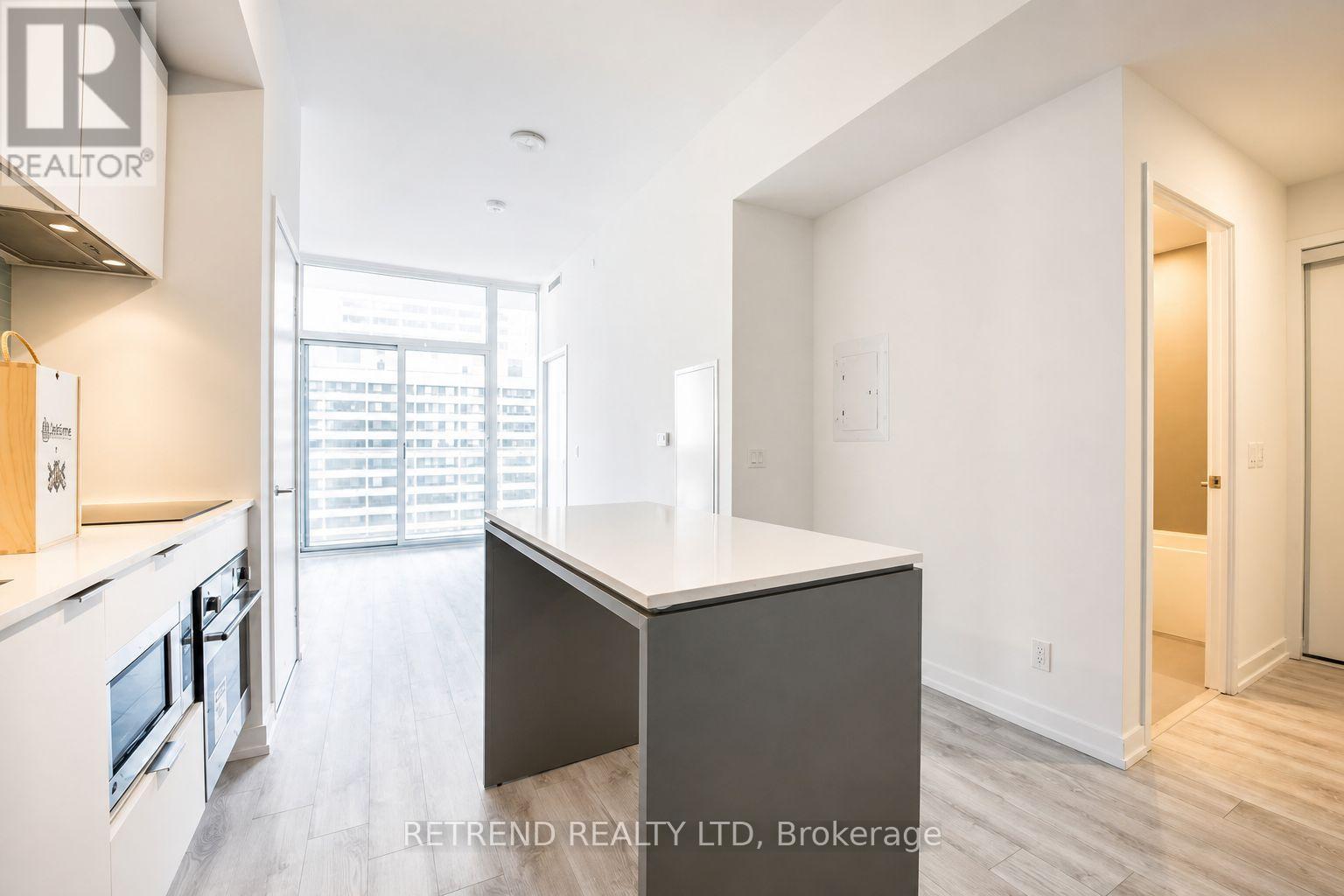 2309 - 33 Helendale Avenue, Toronto, Ontario  M4R 0A4 - Photo 3 - C13698992