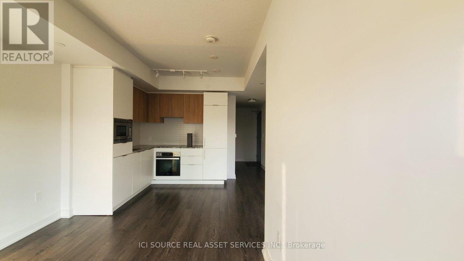 2206 - 50 O'neill Road, Toronto, Ontario  M3C 0R1 - Photo 12 - C13698996