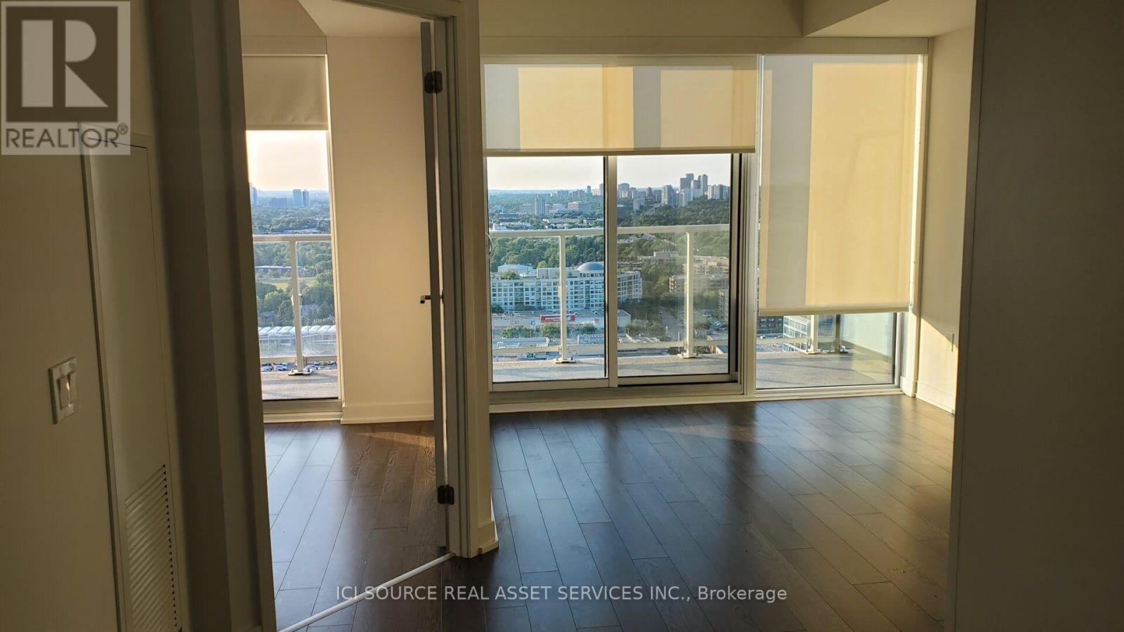 2206 - 50 O'neill Road, Toronto, Ontario  M3C 0R1 - Photo 2 - C13698996