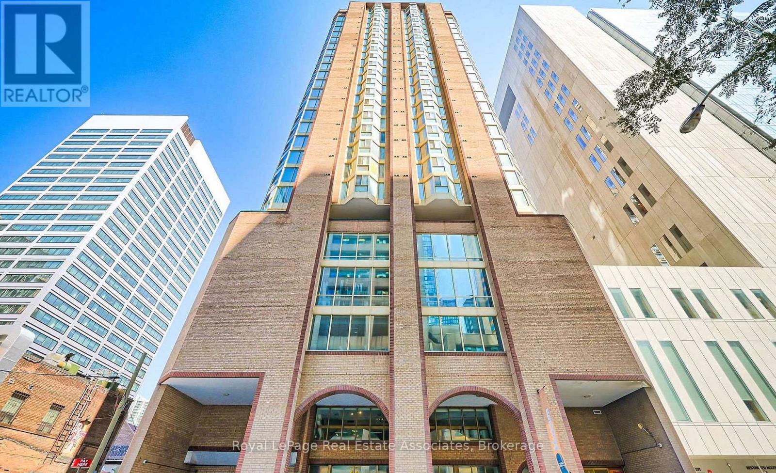 1805 - 55 CENTRE AVENUE