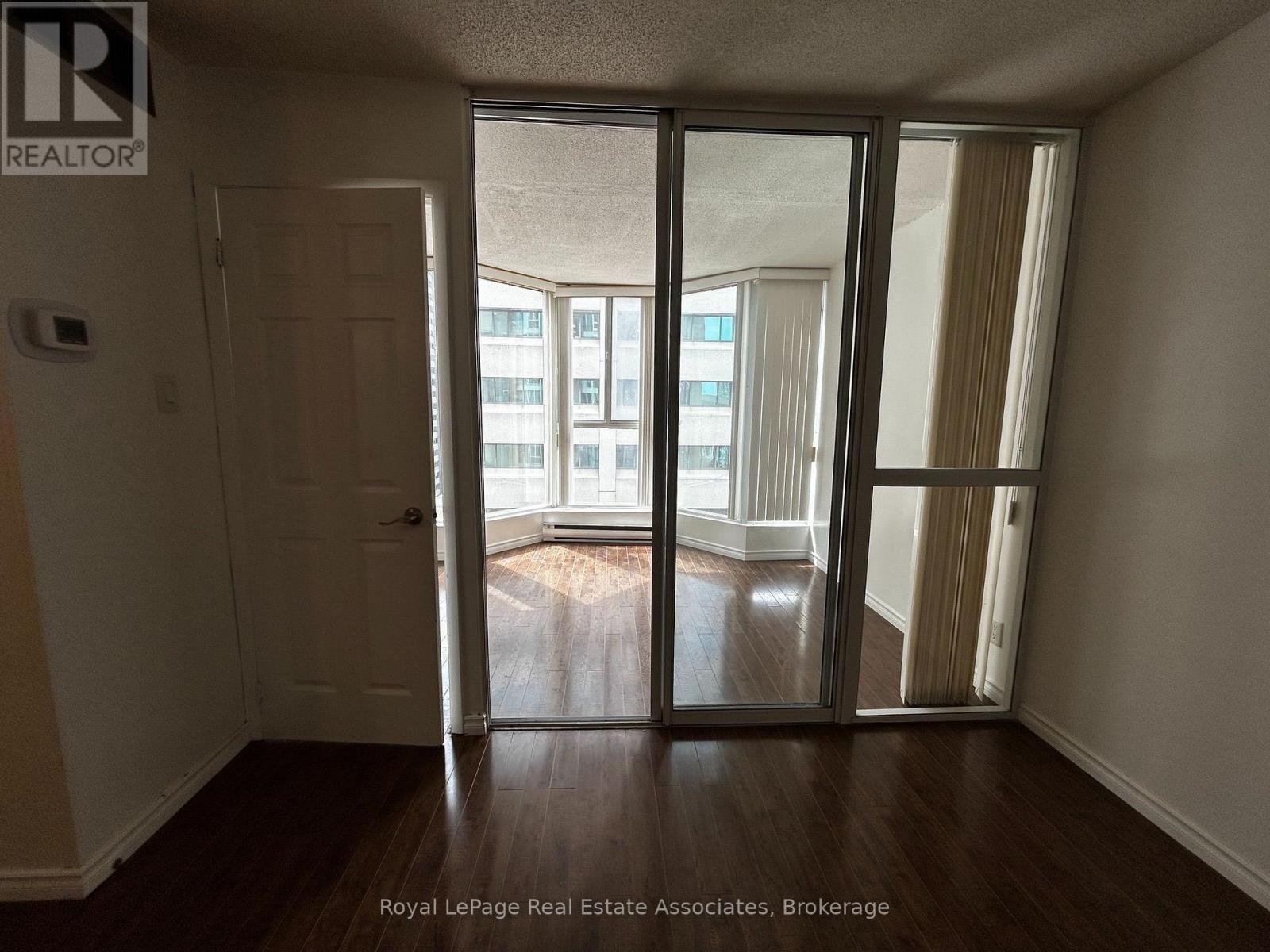 1805 - 55 Centre Avenue, Toronto, Ontario  M5G 1R4 - Photo 6 - C13699032