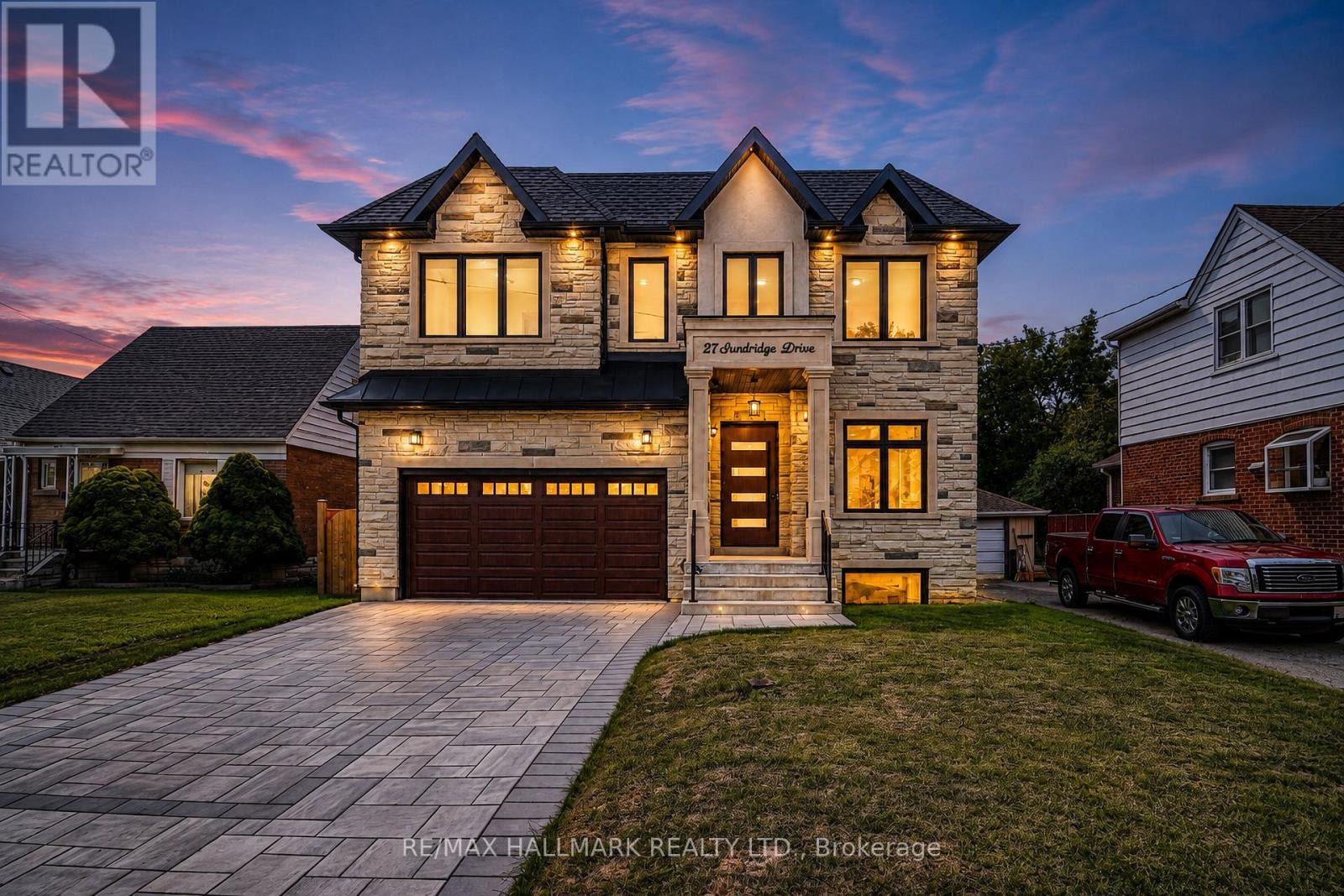 27 Sundridge Drive, Toronto, Ontario  M1L 2J4 - Photo 2 - E13699012