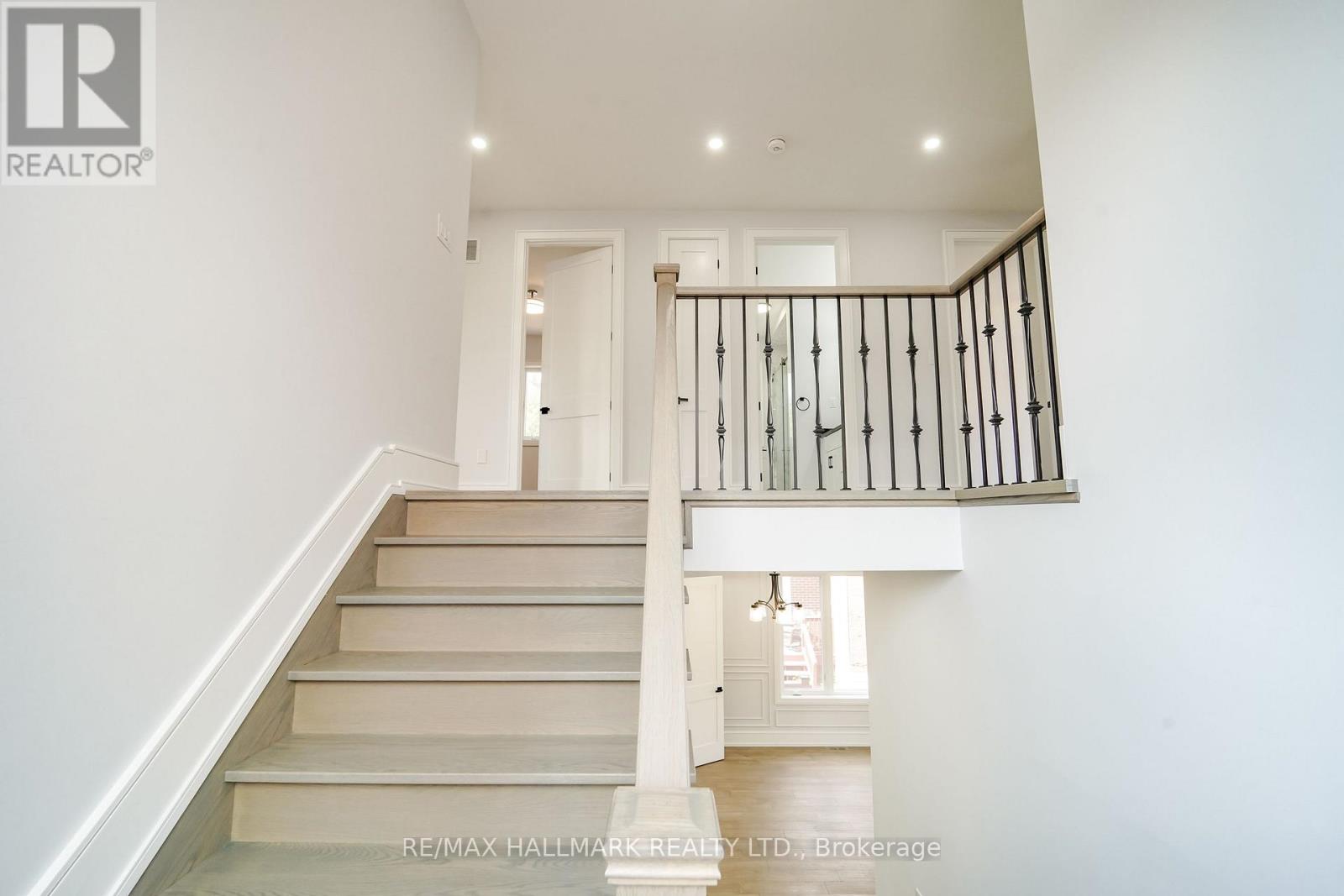 27 Sundridge Drive, Toronto, Ontario  M1L 2J4 - Photo 23 - E13699012