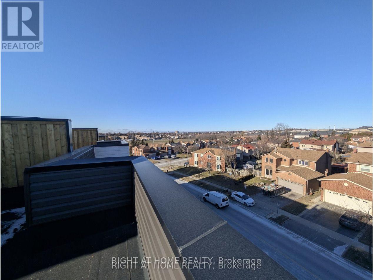 19 - 188 Angus Drive, Ajax, Ontario  L1S 0G5 - Photo 3 - E13699030