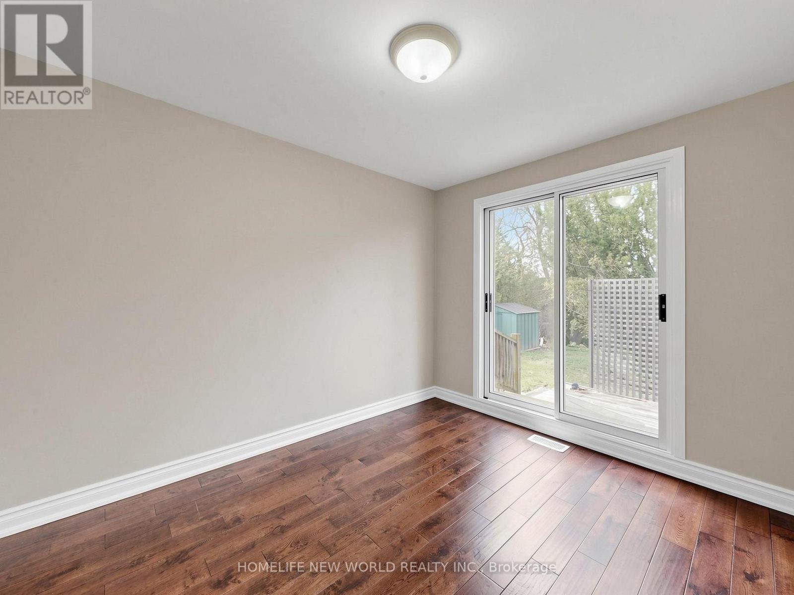 74 Child Drive, Aurora, Ontario  L4G 1Y7 - Photo 19 - N13698994