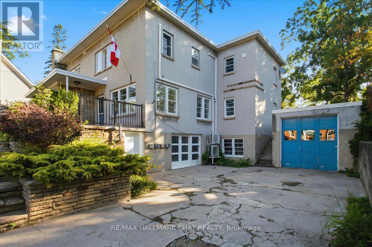 4 - 15 Parkside Drive, Barrie (Queen's Park), Ontario  L4N 1W7 - Photo 2 - S13699018