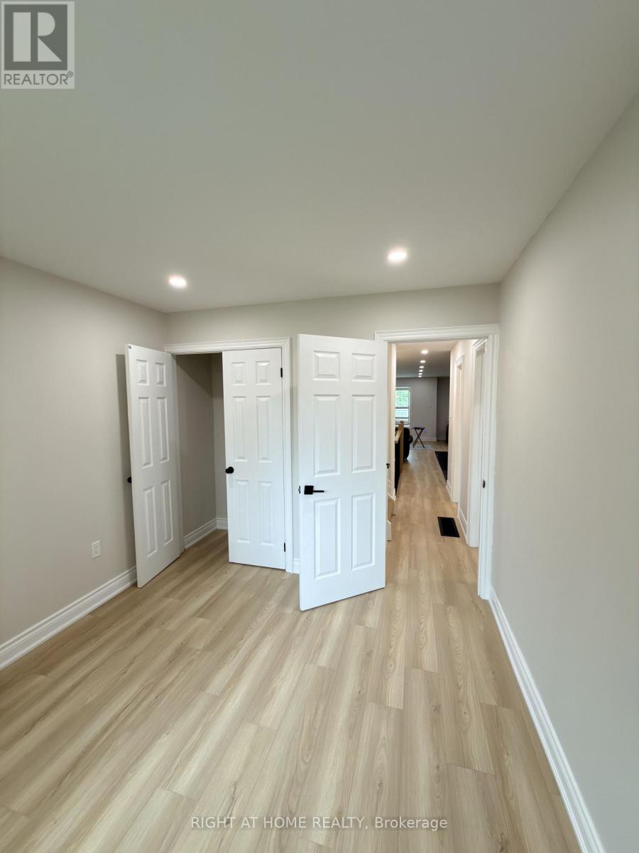 Main - 73 Barre Drive, Barrie (Painswick North), Ontario  L4N 7P1 - Photo 7 - S13699022