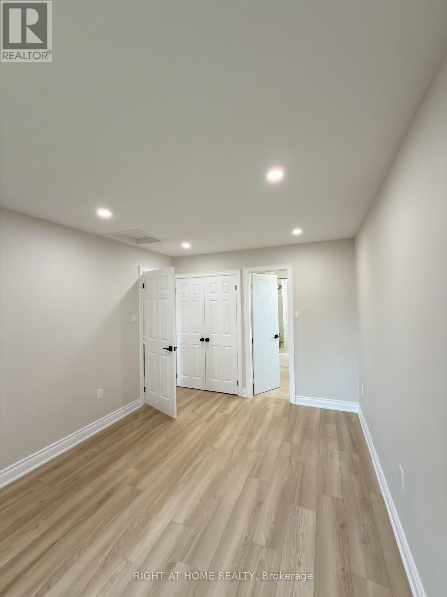 Main - 73 Barre Drive, Barrie (Painswick North), Ontario  L4N 7P1 - Photo 8 - S13699022