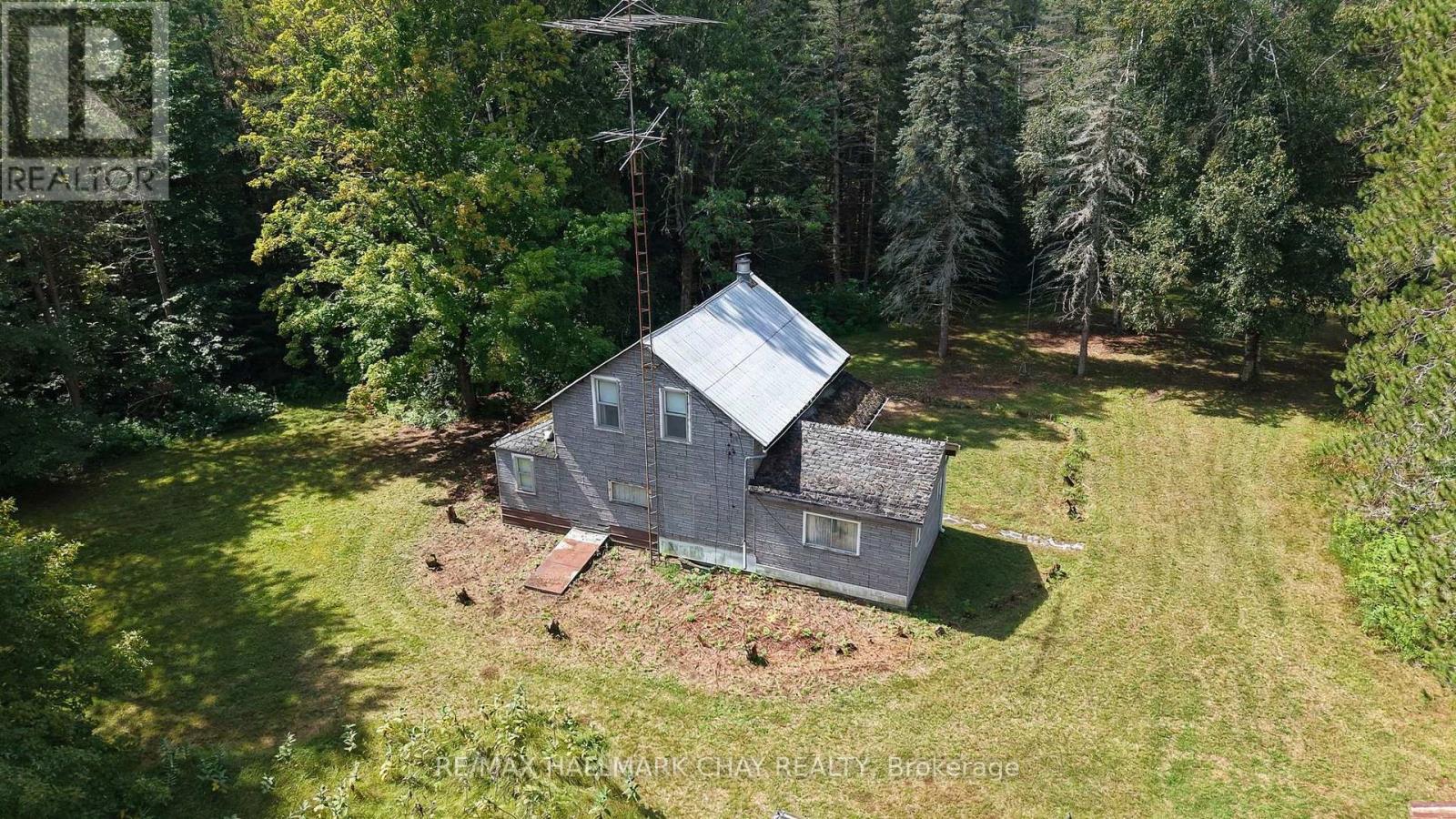 1347 Old Second Road N, Springwater (Hillsdale), Ontario  L0L 2K0 - Photo 25 - S13699038