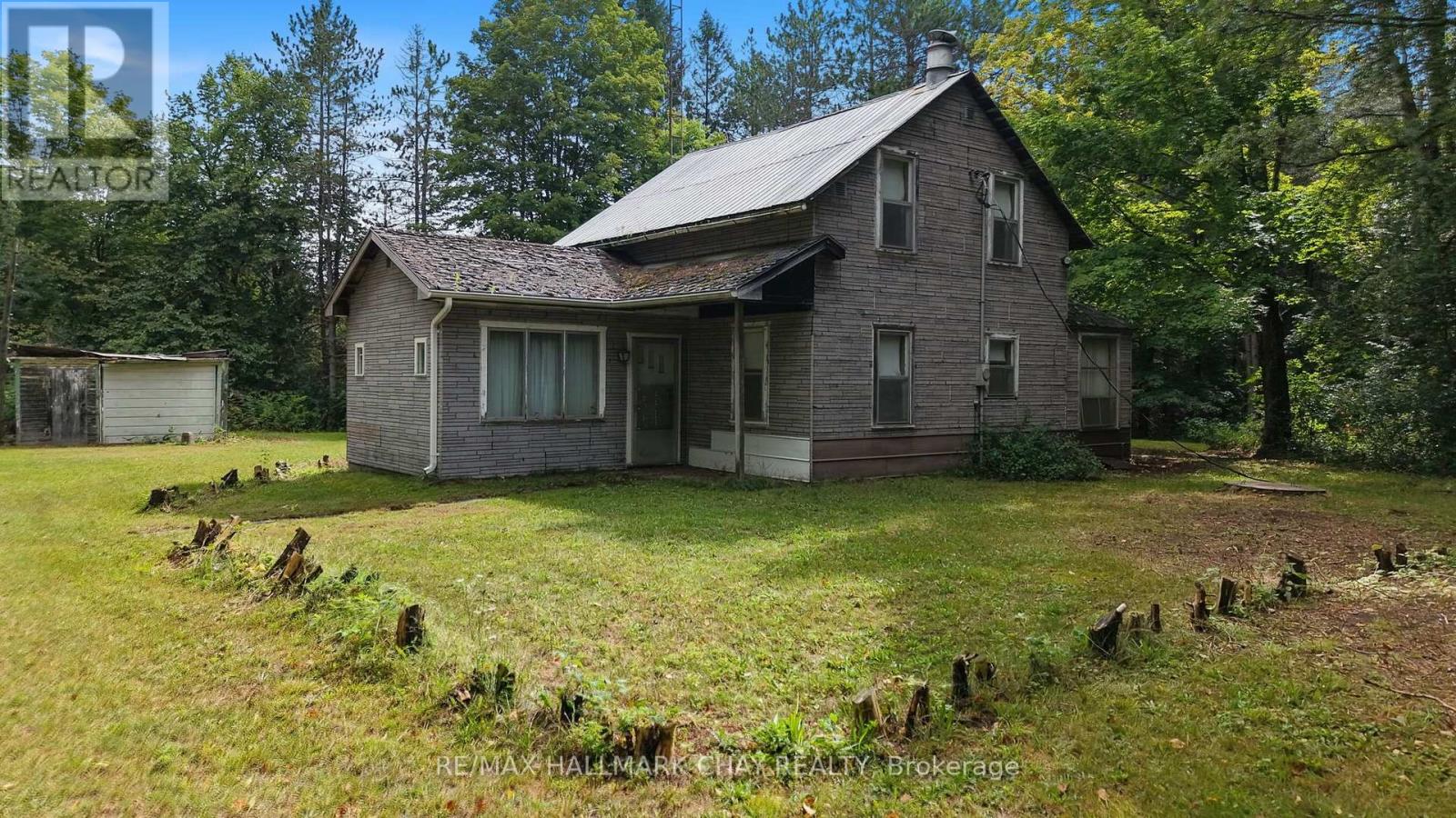 1347 Old Second Road N, Springwater (Hillsdale), Ontario  L0L 2K0 - Photo 3 - S13699038