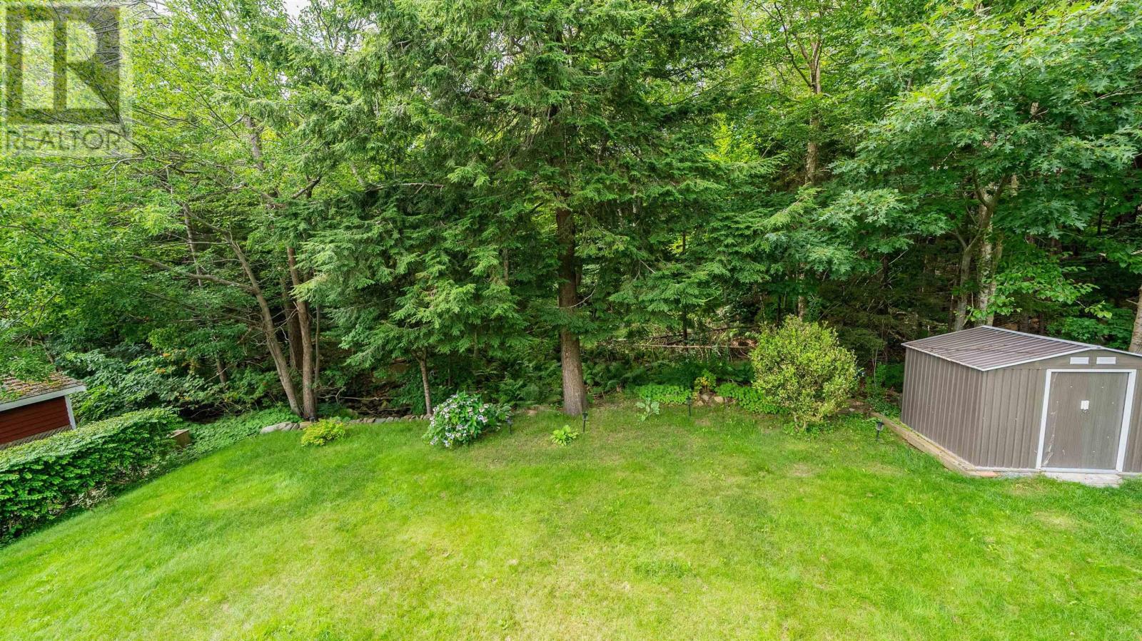 26 Bridge Street, Bedford, Nova Scotia  B4A 2C1 - Photo 35 - 202621145