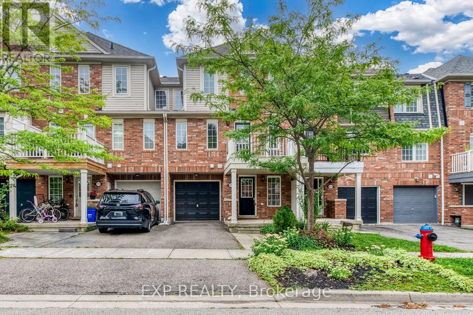 3034 Dewridge Avenue, Oakville (Bc Bronte Creek), Ontario  L6M 5H9 - Photo 2 - W13699024