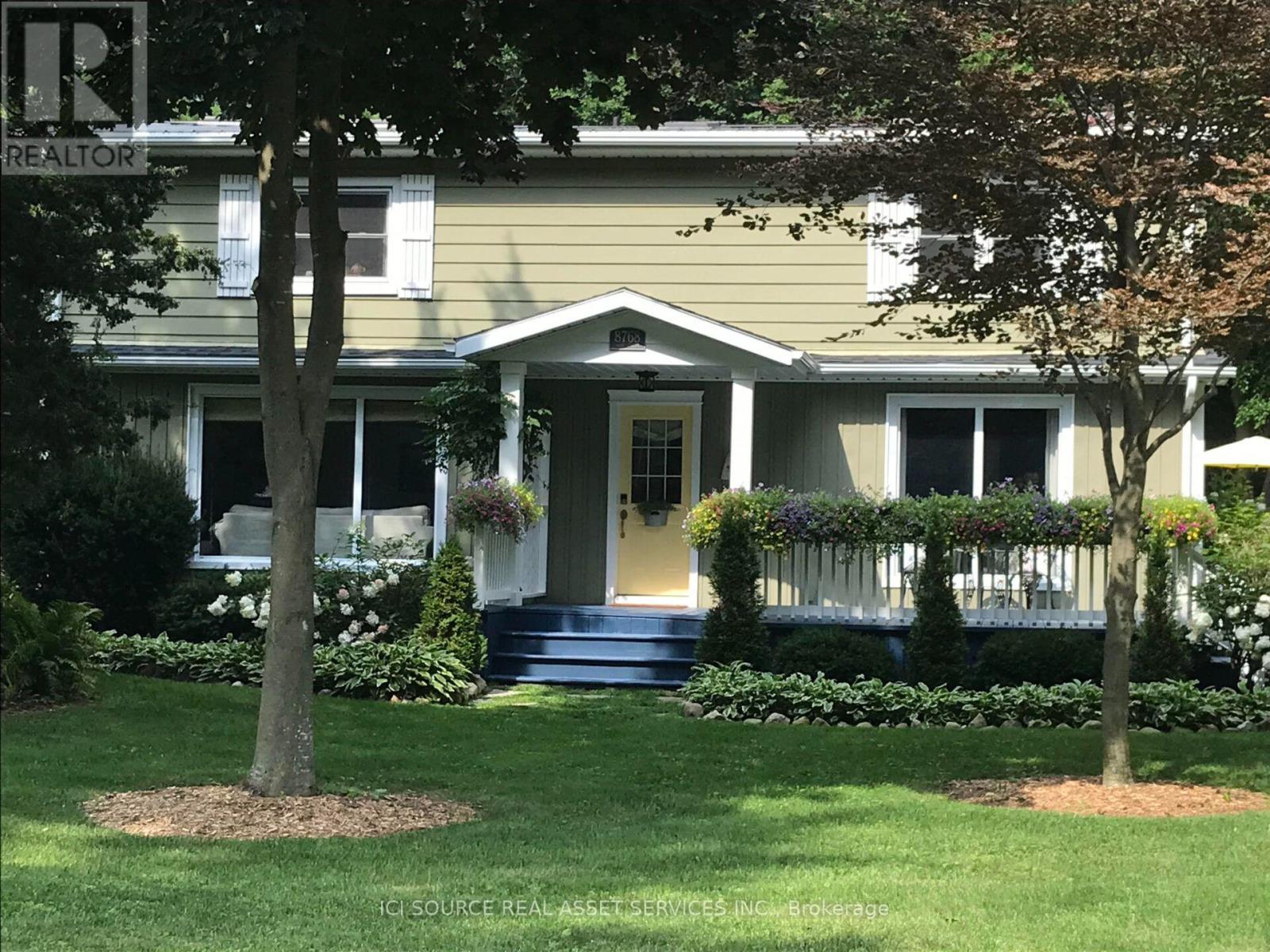 8768 Park Street, Lambton Shores, Ontario  N0N 1J7 - Photo 1 - X13699006