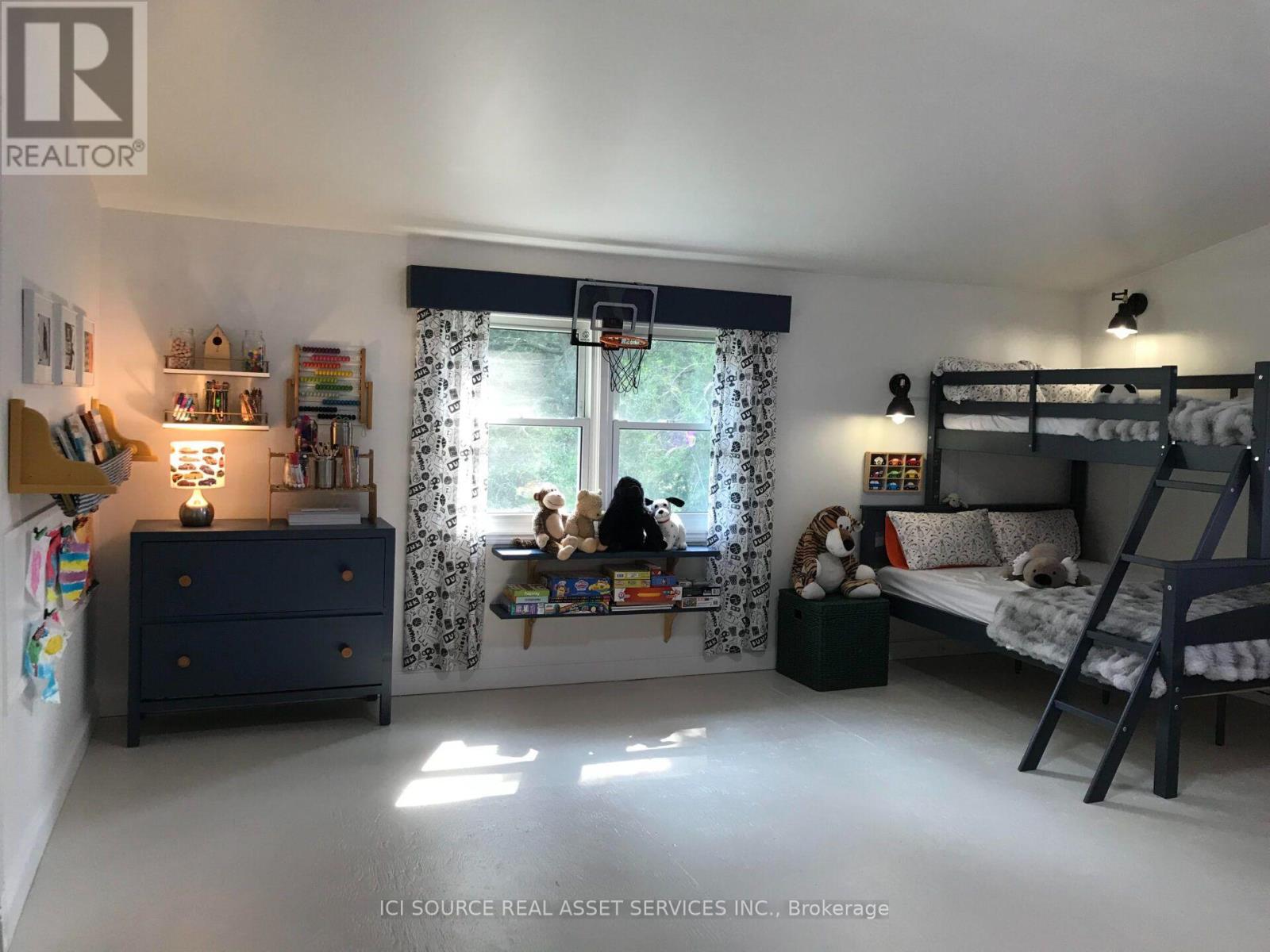 8768 Park Street, Lambton Shores, Ontario  N0N 1J7 - Photo 25 - X13699006