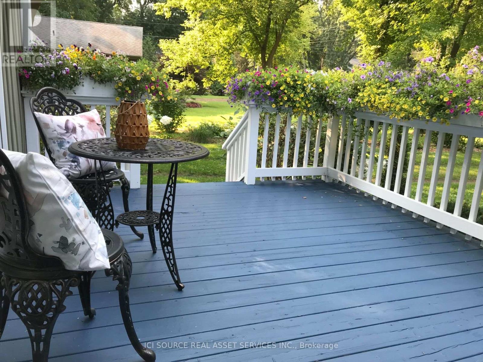 8768 Park Street, Lambton Shores, Ontario  N0N 1J7 - Photo 3 - X13699006