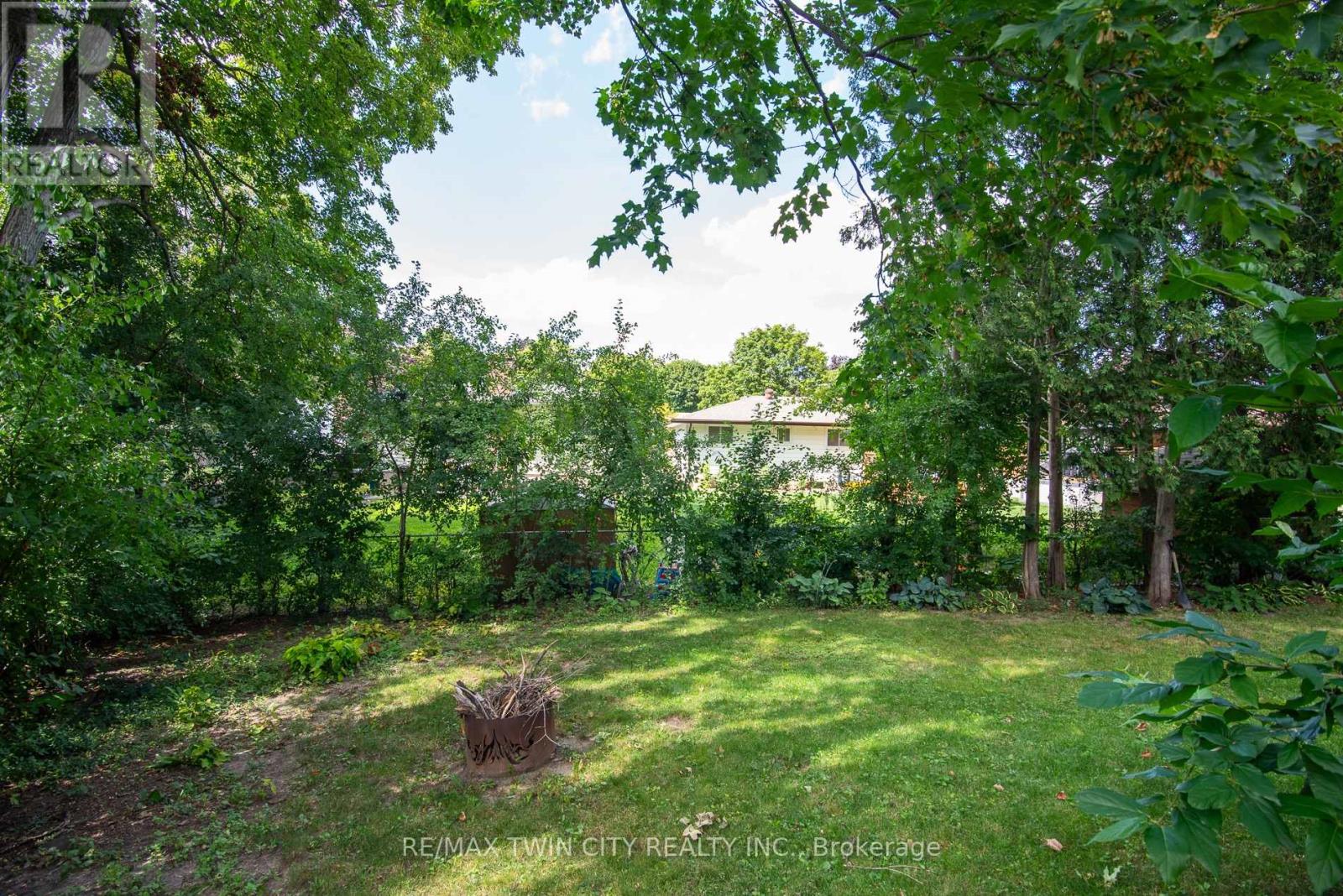 51 Murrayhill Court, Kitchener, Ontario  N2E 1N8 - Photo 44 - X13699026