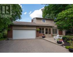 51 MURRAYHILL COURT, Kitchener, Ontario