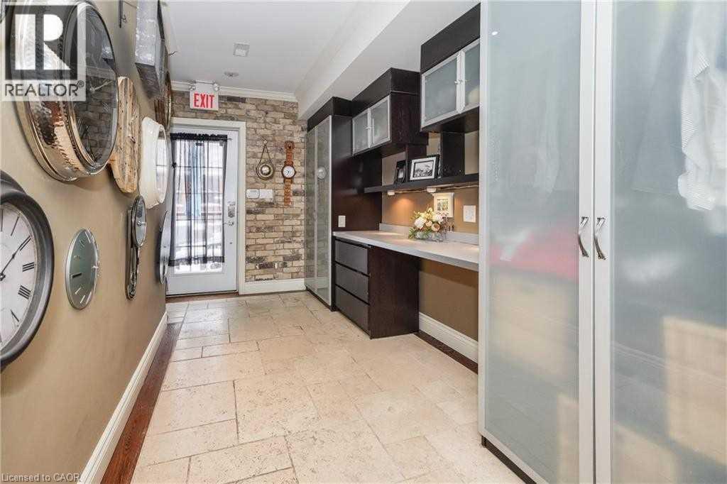 453 Brant Street, Burlington, Ontario  L7R 2G3 - Photo 9 - 40857063