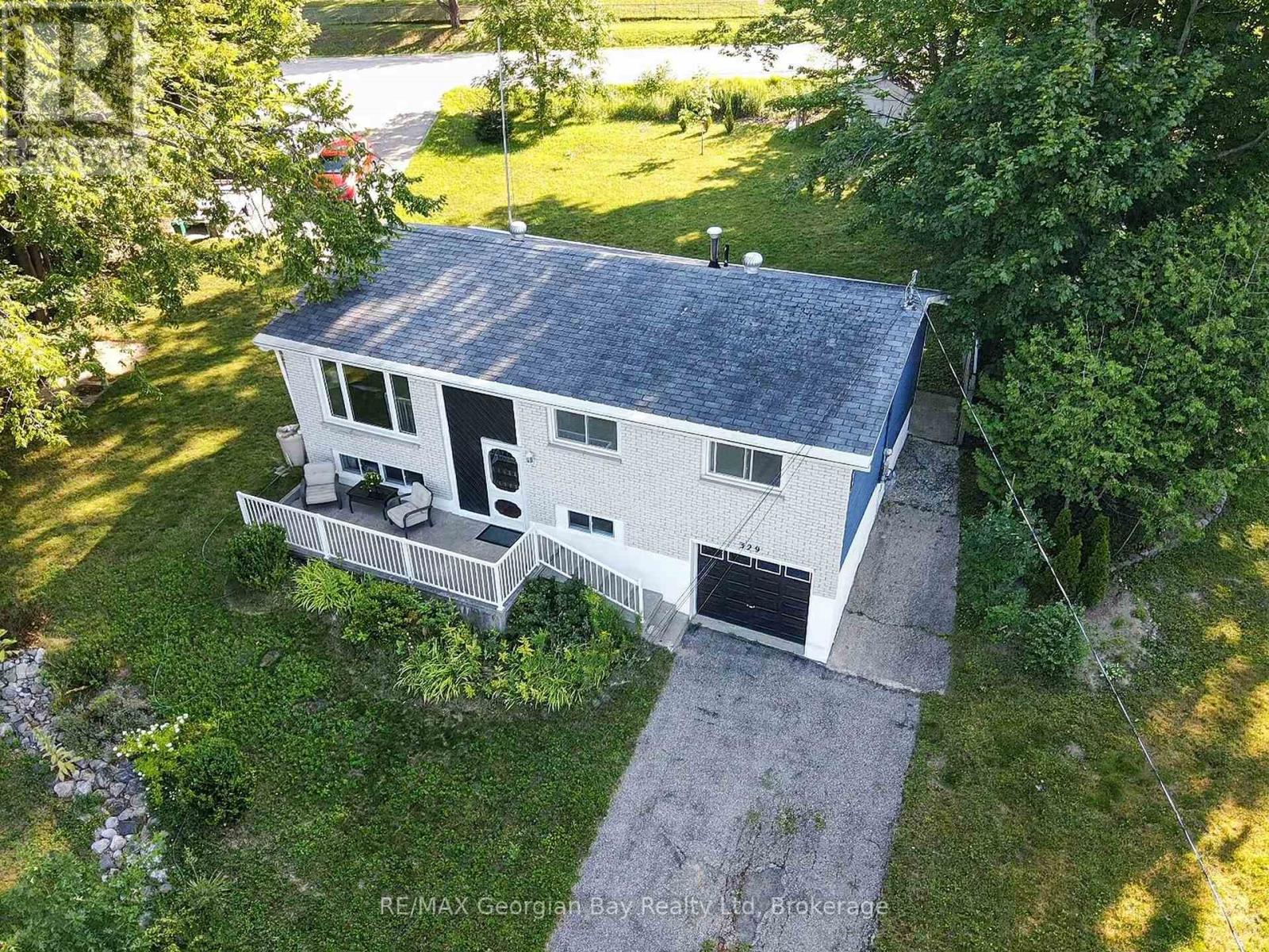329 Church Street, Penetanguishene, Ontario  L9M 1G5 - Photo 27 - S13691296