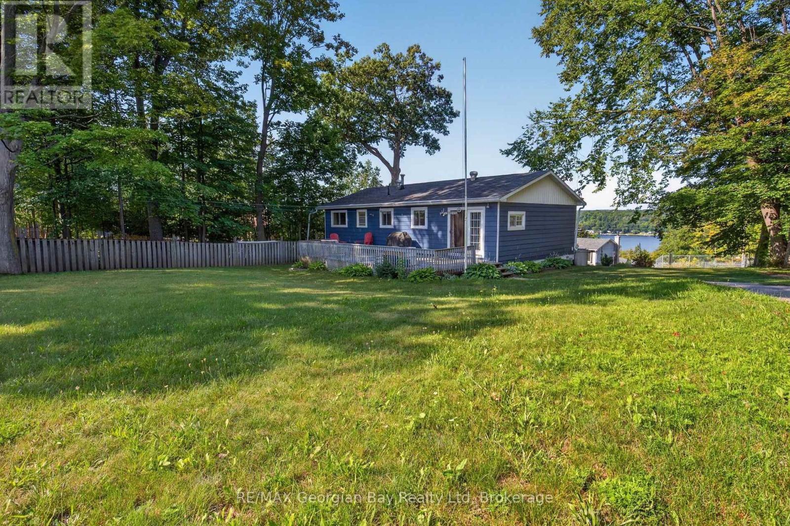 329 Church Street, Penetanguishene, Ontario  L9M 1G5 - Photo 25 - S13691296