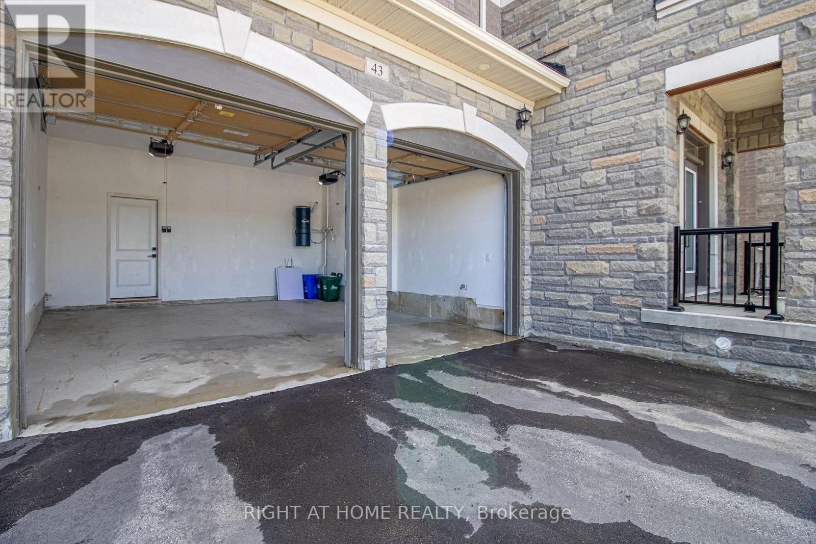 43 Longworth Avenue, Richmond Hill, Ontario  L4E 1J2 - Photo 41 - N13698784