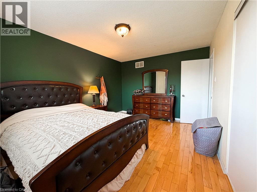 76 Fairgreen Close, Cambridge, Ontario  N1T 1T7 - Photo 24 - 40857266