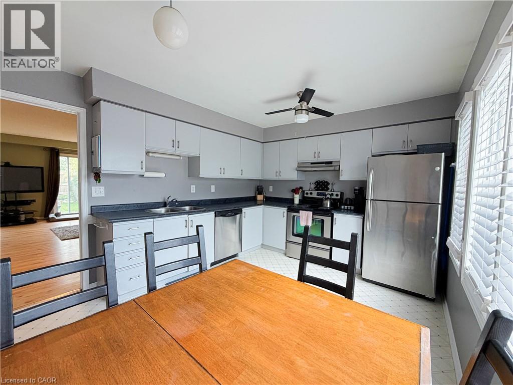76 Fairgreen Close, Cambridge, Ontario  N1T 1T7 - Photo 16 - 40857266